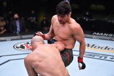 ufc vegas 16: rodillazo brutal y explosivo nocaut de moggly benitez