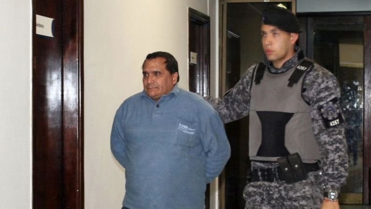 A la espera Salas no está de acuerdo con su primera condena y espera que su situación cambie.