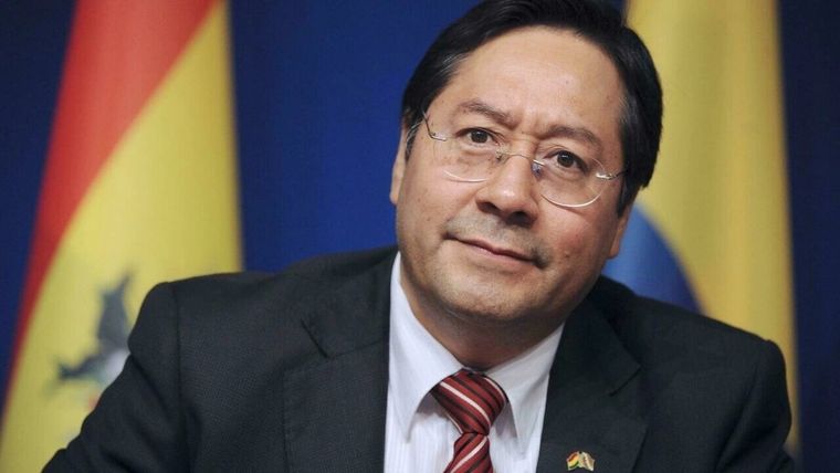 El presidente Luis Arce enfrenta varios conflictos