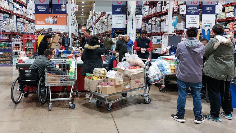Supermercados mayoristas Foto: Santiago Tagua/MDZ