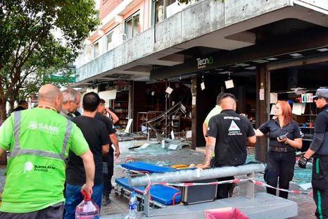 Explosión en un comercio de Florencio Varela Foto: Télam