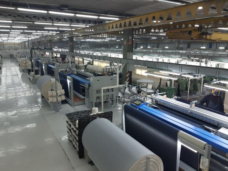 La industria textil atraviesa una coyuntura muy compleja, en especial por el ingreso de bienes importados y el impacto de la carga impositiva en la rentabilidad de las empresas. 