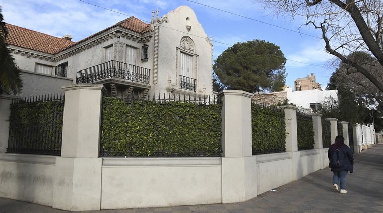 La mansión López Frugoni en el centro mendocino. Foto: Rodrigo DAngelo / MDZ