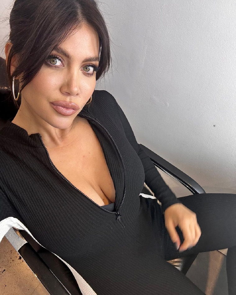 Wanda Nara conquista la red con un sensual conjunto de lencería Wanda Nara es modelo, empresaria y presentadora de TV. Foto: Instagram
