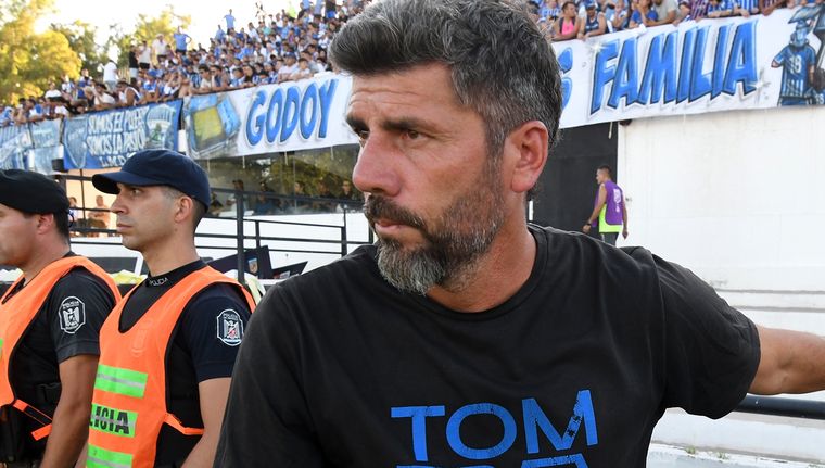 Pedernera sufrió una baja de último momento. Foto: ALF PONCE MERCADO / MDZ