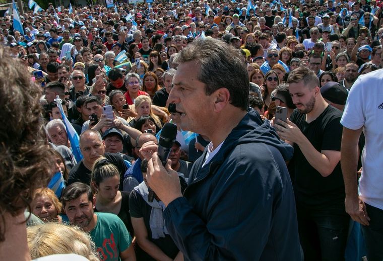 El candidato de Unión por la Patria dio detalles del valor de la moneda extranjera Foto: Prensa Ministerio de Economía