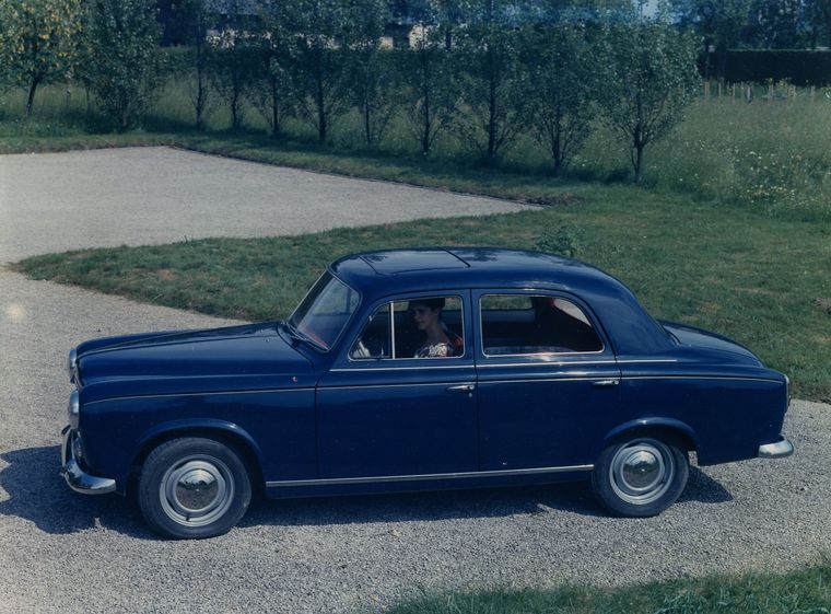 Peugeot 403
