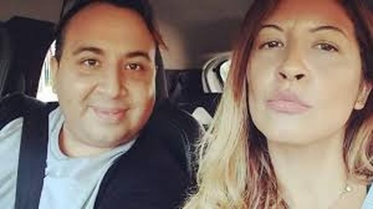La Floppy, junto a su hermana Claudia Peloc