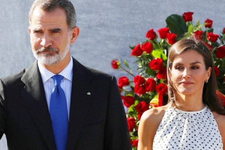 Felipe VI y la reina Letizia suelen compartir eventos donde se los ve muy felices y enamorados. Foto: EFE