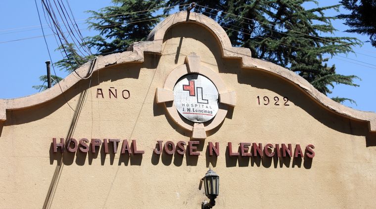 El Hospital Lencinas, donde se constató la muerte de Morales Contreras. Foto: Archivo MDZ. El Hospital Lencinas, donde se constató la muerte de Morales Contreras. Foto: Archivo MDZ.