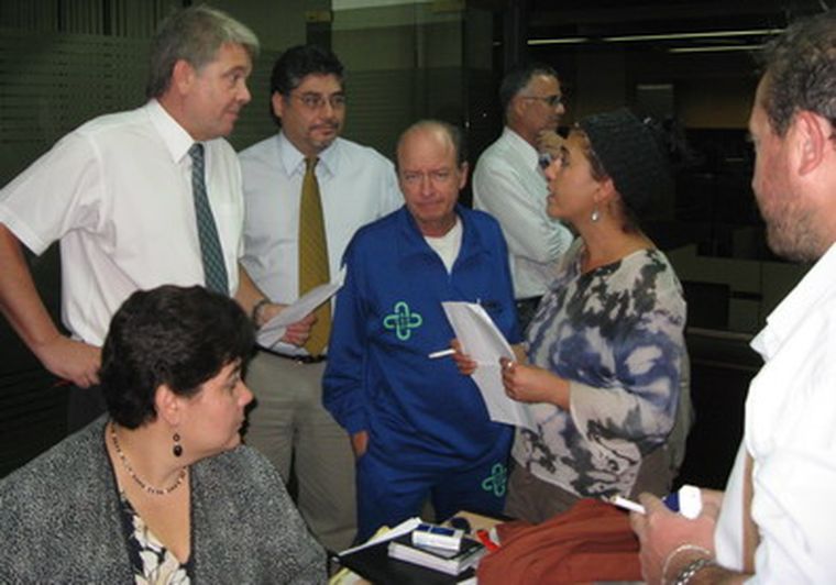 Momento en que se labra el acta del cuarto intermedio considerando los cambios solicitados.l Foto: MDZ