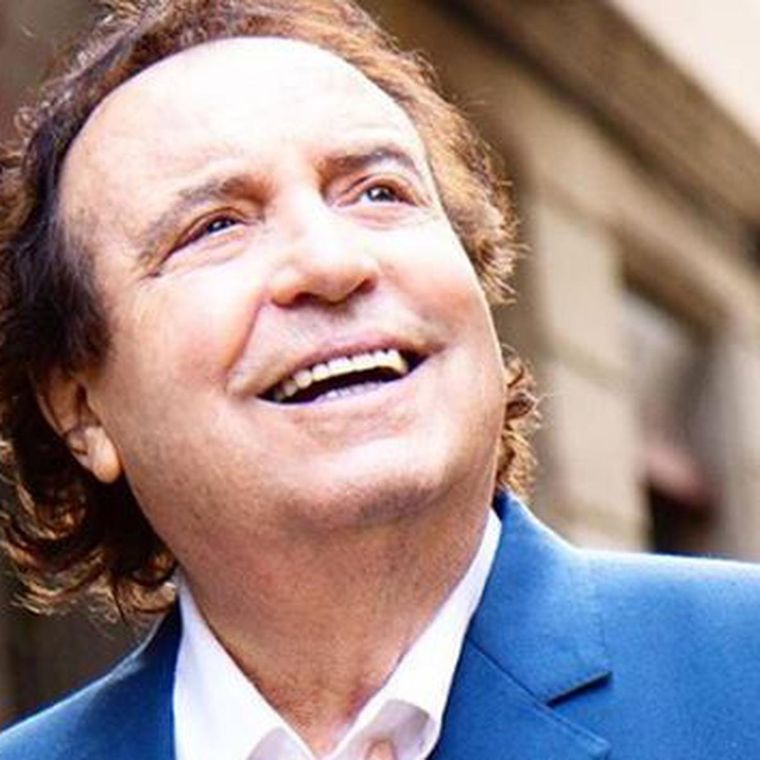 Dyango celebra 60 años de trayectoria.