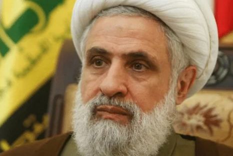 El líder de Hezbolá, Naim Qassem, dijo que el movimiento chiita “responderá” al bombardeo israelí que le costó la vida de su jefe militar, Haytham Ali Tabatabai. Foto: NA