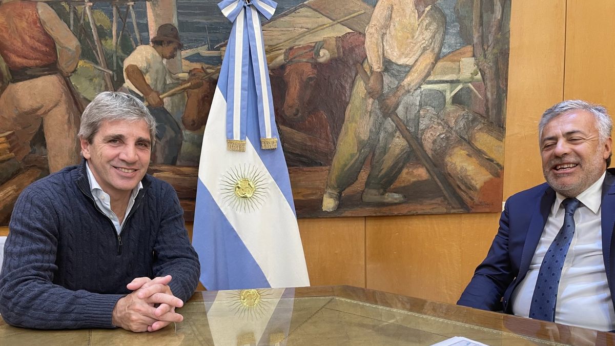 Luis Caputo confirmó que el proyecto minero San Jorge entró al RIGI
