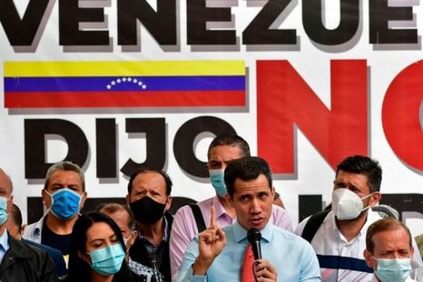 La persecución se va a acrecentar, pero no nos va a detener: Guaidó a la BBC tras las elecciones parlamentarias en Venezuela