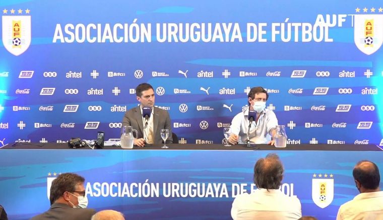 La Selección uruguaya presentó a su nuevo DT. Foto: @Uruguay