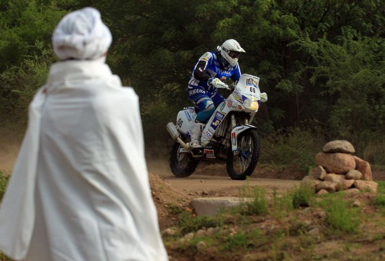 Algunos corren para ganar, otros para llegar. Foto: EFE