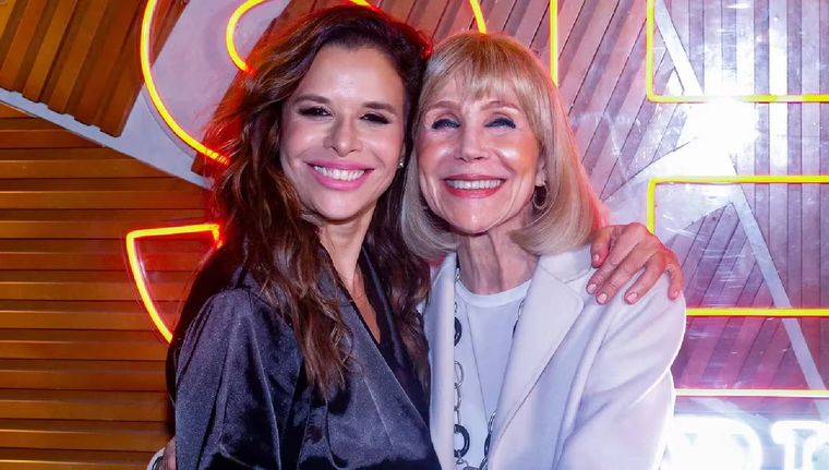 Evangelina Salazar habló luego de ver la obra Sex que protagoniza su hija Julieta Ortega.