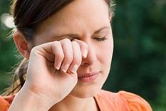 llega la primavera y con ella las alergias oculares