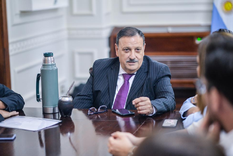 Ricardo Quintela gastó una millonaria suma en papel higiénico. Ricardo Quintela gastó una millonaria suma en papel higiénico.