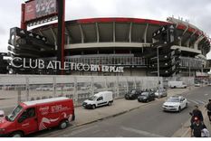 Luego de los numerosos recitales y a un mes del comienzo de la Copa de la Liga, aparecieron imágenes de cómo se encuentra el césped del Monumental Foto: Archivo