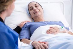 Según Kerr, para los pacientes las visiones parecen reales, son intensas, tienen significados profundos y reducen el miedo a morir. Foto: GETTY IMAGES