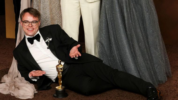 El ganador del Oscar, Pavel Talankin, se llevó la estatuilla para mostrarla a estudiantes universitarios durante una proyección del documental en Nueva York.