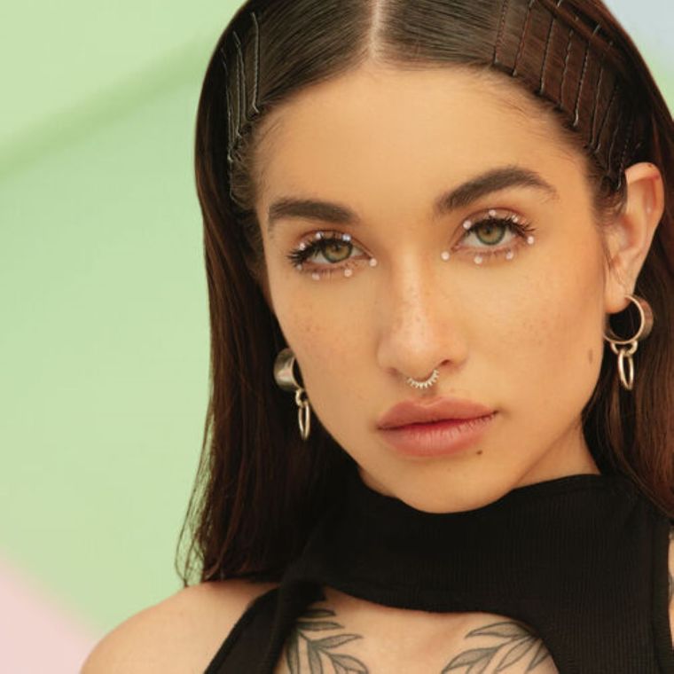 María Becerra mostró su apoyo a Lali Espósito. Foto: Deezer