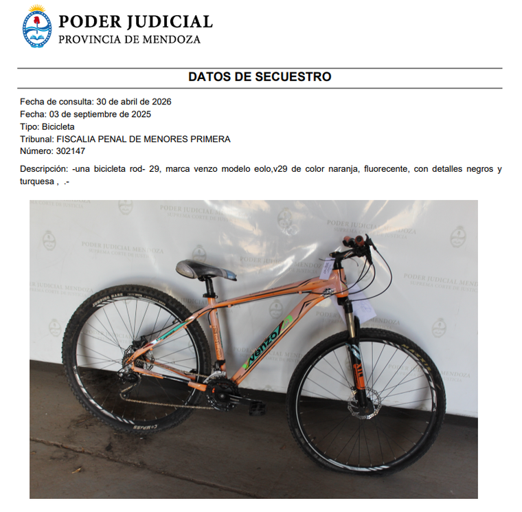Ejemplo de una bicicleta robada y recuperada por la policía. Ejemplo de una bicicleta robada y recuperada por la policía.