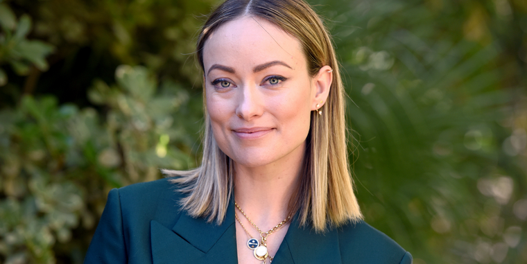 Olivia Wilde disfruta de cada paseo y sabe cómo relucir su figura. Foto: The Sun - https://www.the-sun.com/wp-content/uploads/sites/6/2021/09/NINTCHDBPICT000638909868.jpg