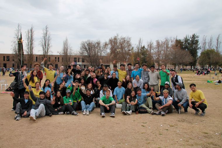 Los jóvenes de Mendonarte.