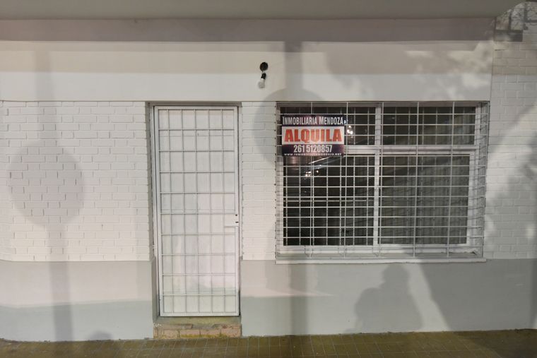 La deseperante situación de los jóvenes, que buscan lograr la independencia y la realización personal. Foto: Maximiliano Ríos/MDZ