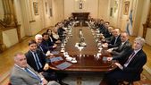 Así están reunidos Javier Milei, su gabinete y los gobernadores Así están reunidos Javier Milei, su gabinete y los gobernadores