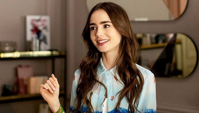 Foto: https://www.radiofrance.fr/mouv/emily-in-paris-un-sex-the-city-francais-attachant-malgre-ses-nombreux-cliches-1451236