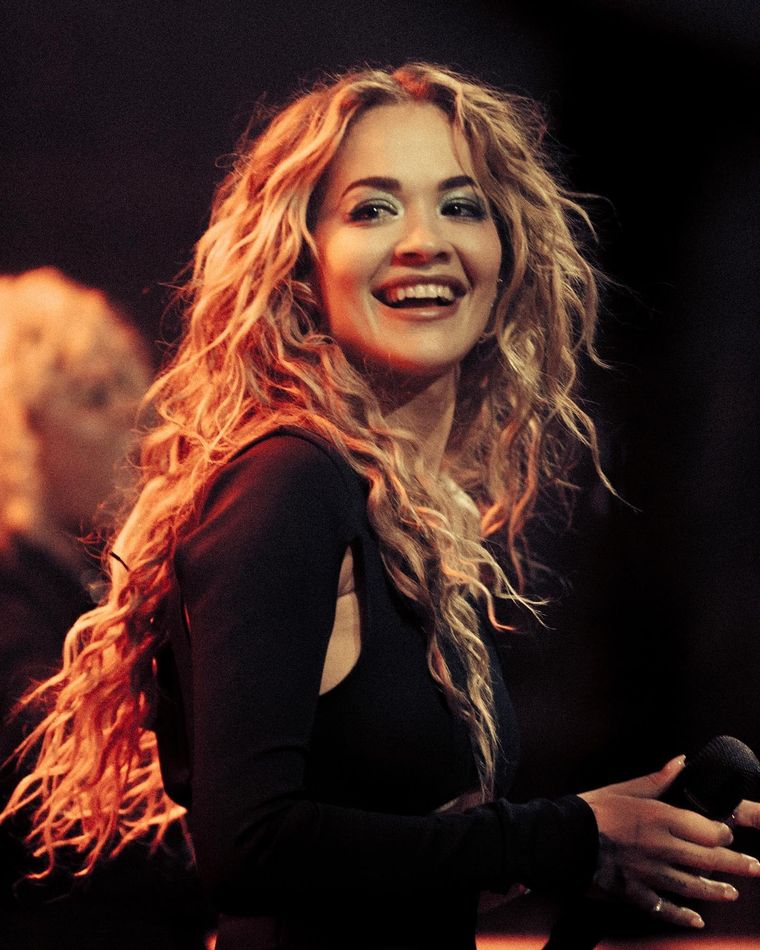 Rita Ora posee millones de seguidores en redes sociales Foto: Instagram/Rita Ora