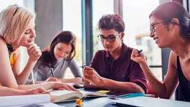 En un contexto de mayor estabilidad macroeconómica las empresas empiezan a pensar en contrataciones de personal capacitados para el mediano plazo y la reforma laboral abre perspectivas distintas para atraer talentos. En un contexto de mayor estabilidad macroeconómica las empresas empiezan a pensar en contrataciones de personal capacitados para el mediano plazo y la reforma laboral abre perspectivas distintas para atraer talentos.