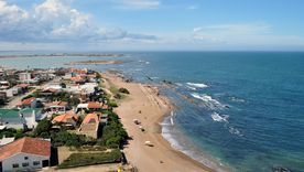 Un destino costero con actividades acuáticas y para toda la familia. Un destino costero con actividades acuáticas y para toda la familia.