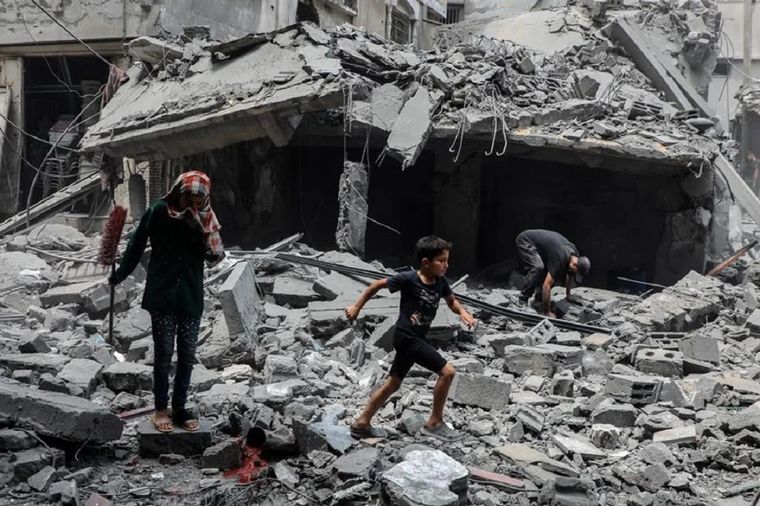 Los niños en Gaza no tienen acceso a alimentos ni a medicinas.