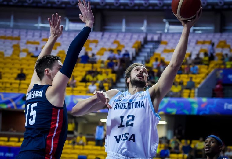Argentina se impuso 82-73 ante un equipo alternativo de los Estados Unidos.