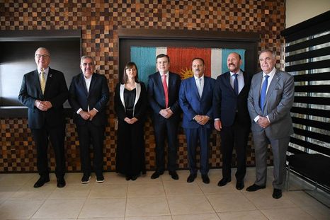 Los gobernadores del Norte Grande reunidos en Santiago del Estero en 2025 Los gobernadores del Norte Grande reunidos en Santiago del Estero en 2025