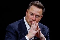 El empresario estadounidense Elon Musk exigió este sábado la disolución de la Unión Europea y la devolución de la soberanía a cada país miembro. El empresario estadounidense Elon Musk exigió este sábado la disolución de la Unión Europea y la devolución de la soberanía a cada país miembro.