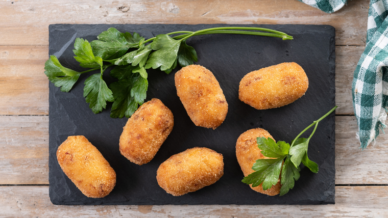 Receta fácil de croquetas de bacalao cremosas Receta fácil de croquetas de bacalao cremosas