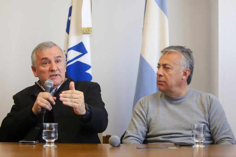 Gerardo Morales se mostró acompañado por Alfredo Cornejo. Foto: Twitter Gerardo Morales