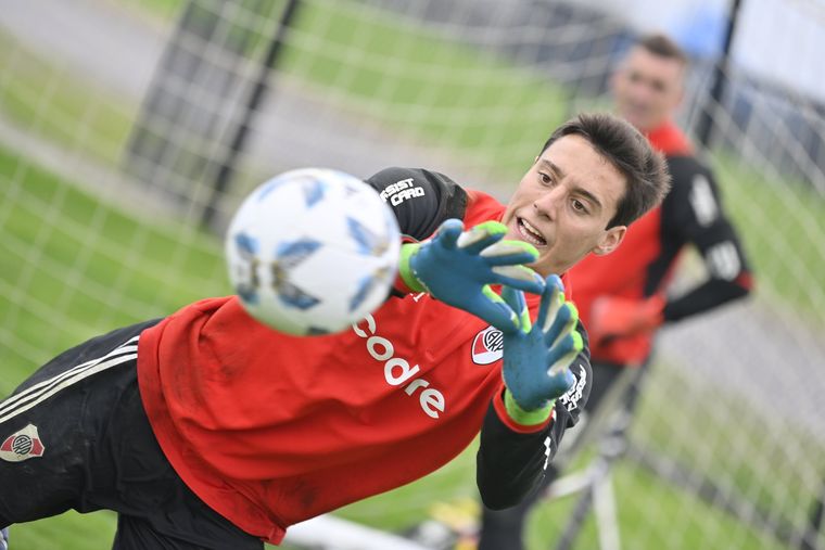 Santiago Beltrán, del anonimato al arco de River en el primer partido de 2026. Santiago Beltrán, del anonimato al arco de River en el primer partido de 2026. 