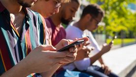 La edad de inicio de las apuestas online suele ser entre 13 y 14 años. Foto: Freepik La edad de inicio de las apuestas online suele ser entre 13 y 14 años. Foto: Freepik