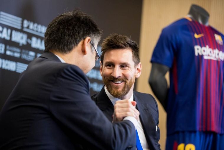 Messi ya no se banca a Bartomeu. Foto: DPA