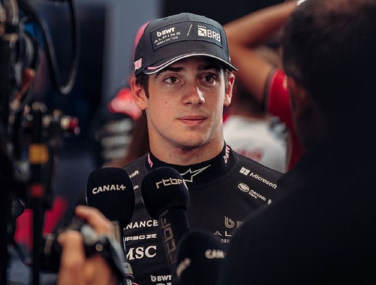 Franco Colapinto recogió el guante y buscó calmar el mal clima con Lance Stroll en la previa del GP de Las Vegas. Franco Colapinto recogió el guante y buscó calmar el mal clima con Lance Stroll en la previa del GP de Las Vegas.