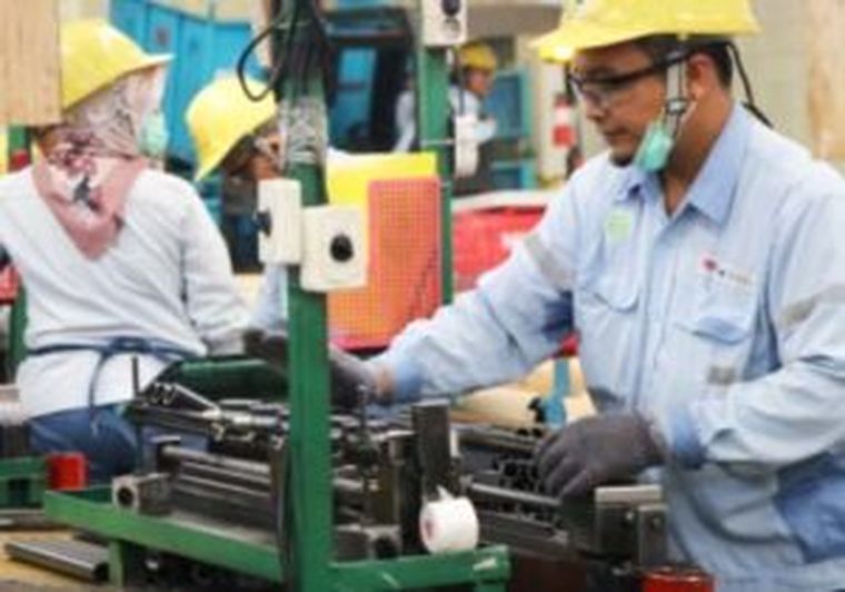 Las pymes, históricamente el músculo productivo argentino, vuelven a quedar atrapadas en el medio de una discusión que parece desarrollarse lejos de la calle. Las pymes, históricamente el músculo productivo argentino, vuelven a quedar atrapadas en el medio de una discusión que parece desarrollarse lejos de la calle.