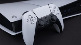 La PS5 Slim Digital queda bajo análisis por sus precios actuales en Chile y Argentina. La PS5 Slim Digital queda bajo análisis por sus precios actuales en Chile y Argentina.