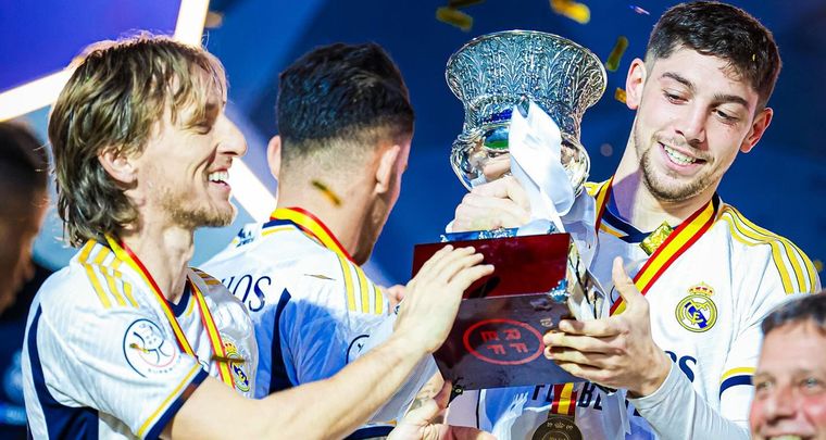 Valverde palpitó la final de la Supercopa de España ante el Barcelona. Foto: Instagram